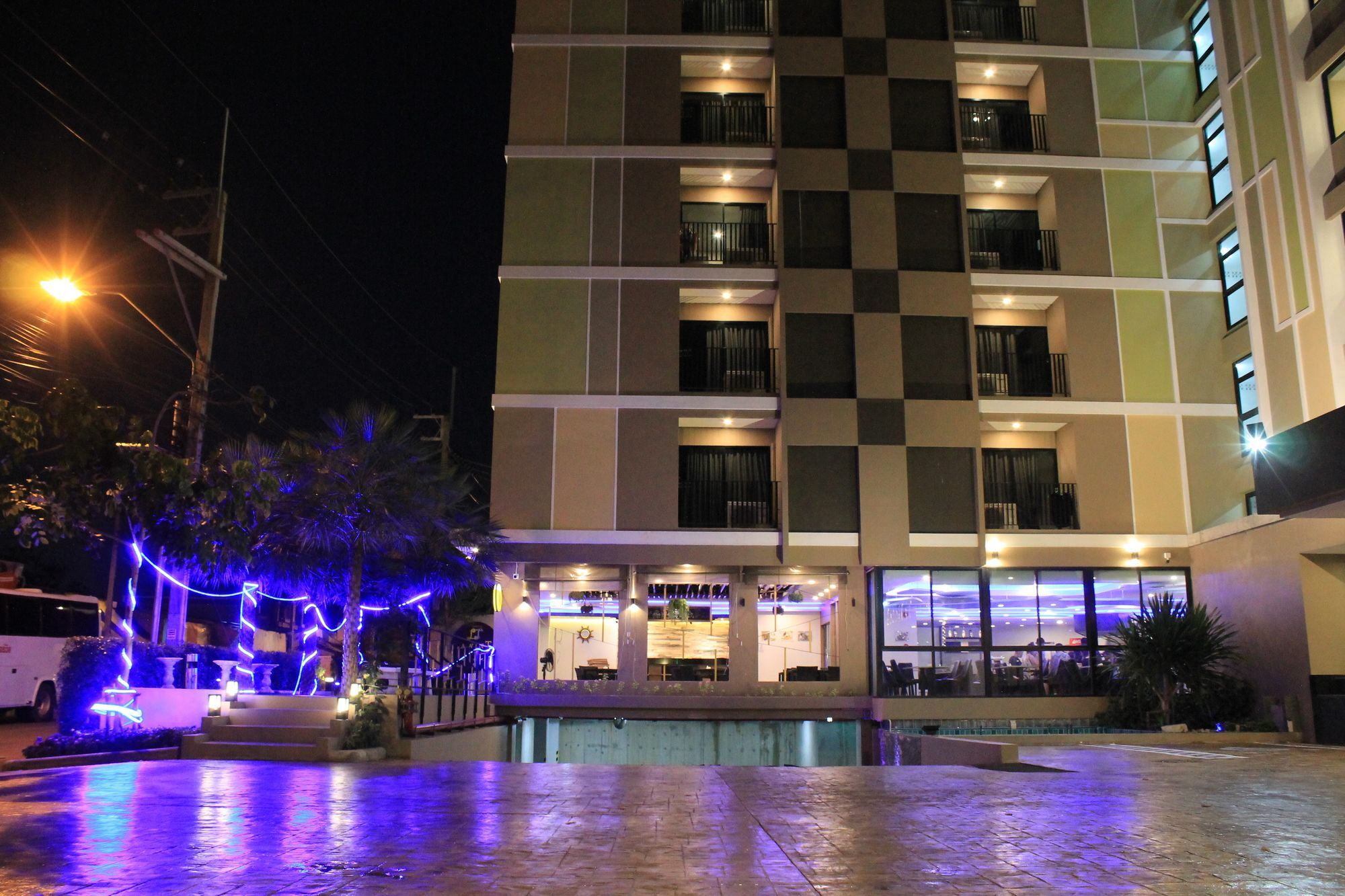 Lawinta Hotel Pattaya Jomtien Beach Exterior foto